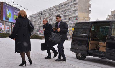 На встрече с либералами Кирилла Габурича сопровождал Влад Филат