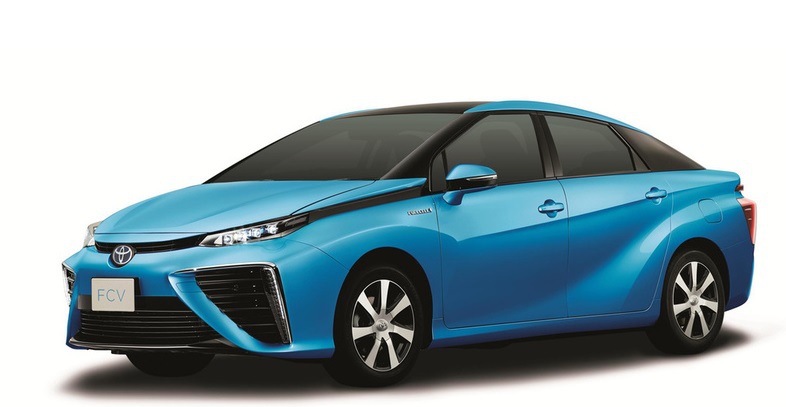 Toyota показала первый глобальный седан на водородном топливе