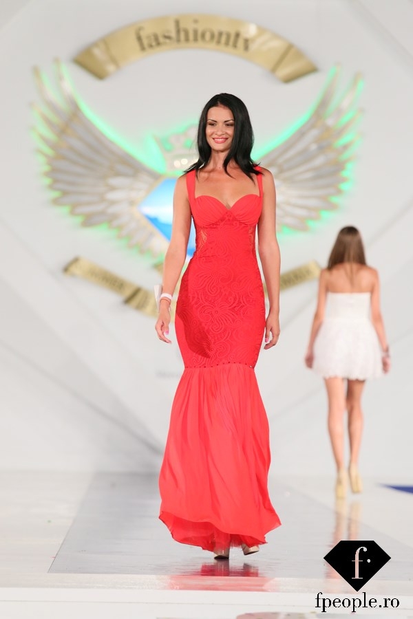 Moldovencele fac furori in Romania! Patru modele de la noi au luat titluri la Miss Litoral