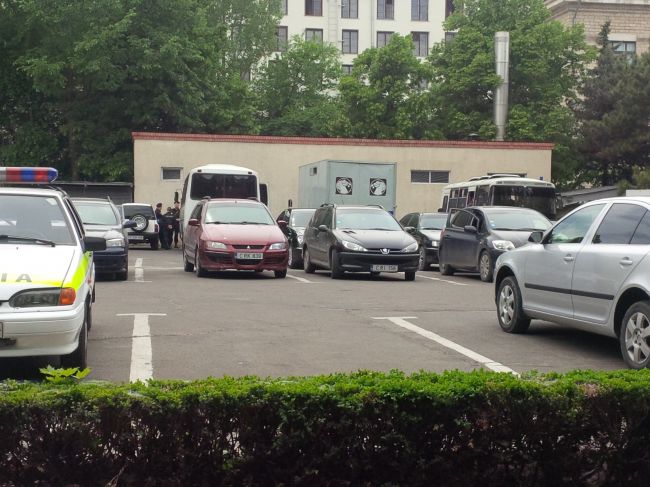 Spatele Guvernului plin cu politisti. Oamenii legii sunt gata pentru orice provocare