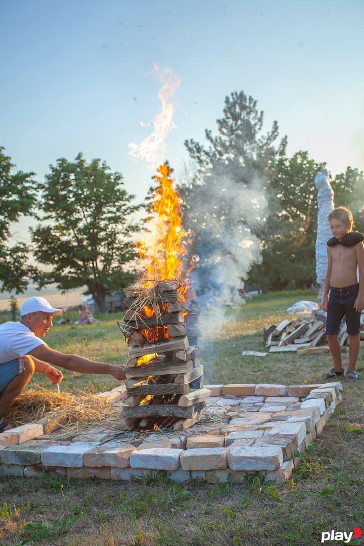 Международный арт-лагерь Cucuteni 2015 завершился праздником