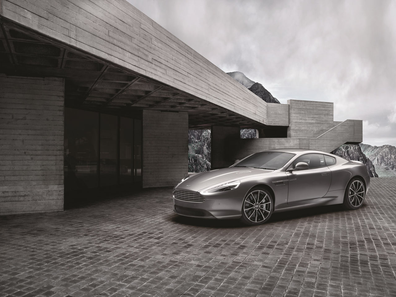 Aston Martin выпустит 150 «бондомобилей» в честь нового фильма о суперагенте