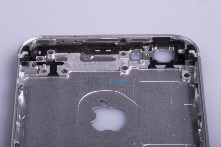 В Сети появились фото iPhone 6S