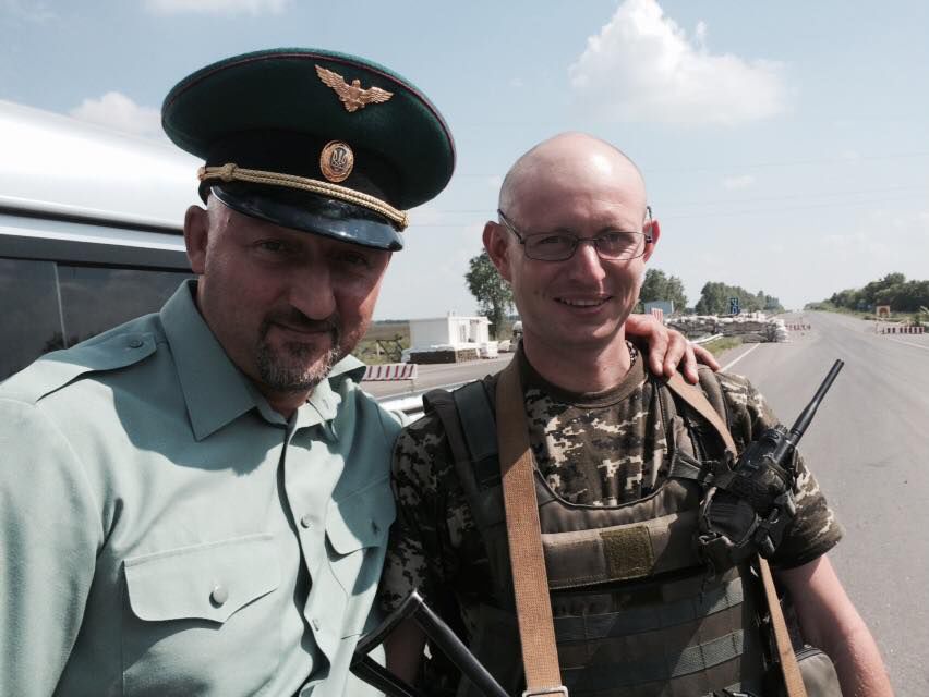Двойник Яценюка служит в Донбассе