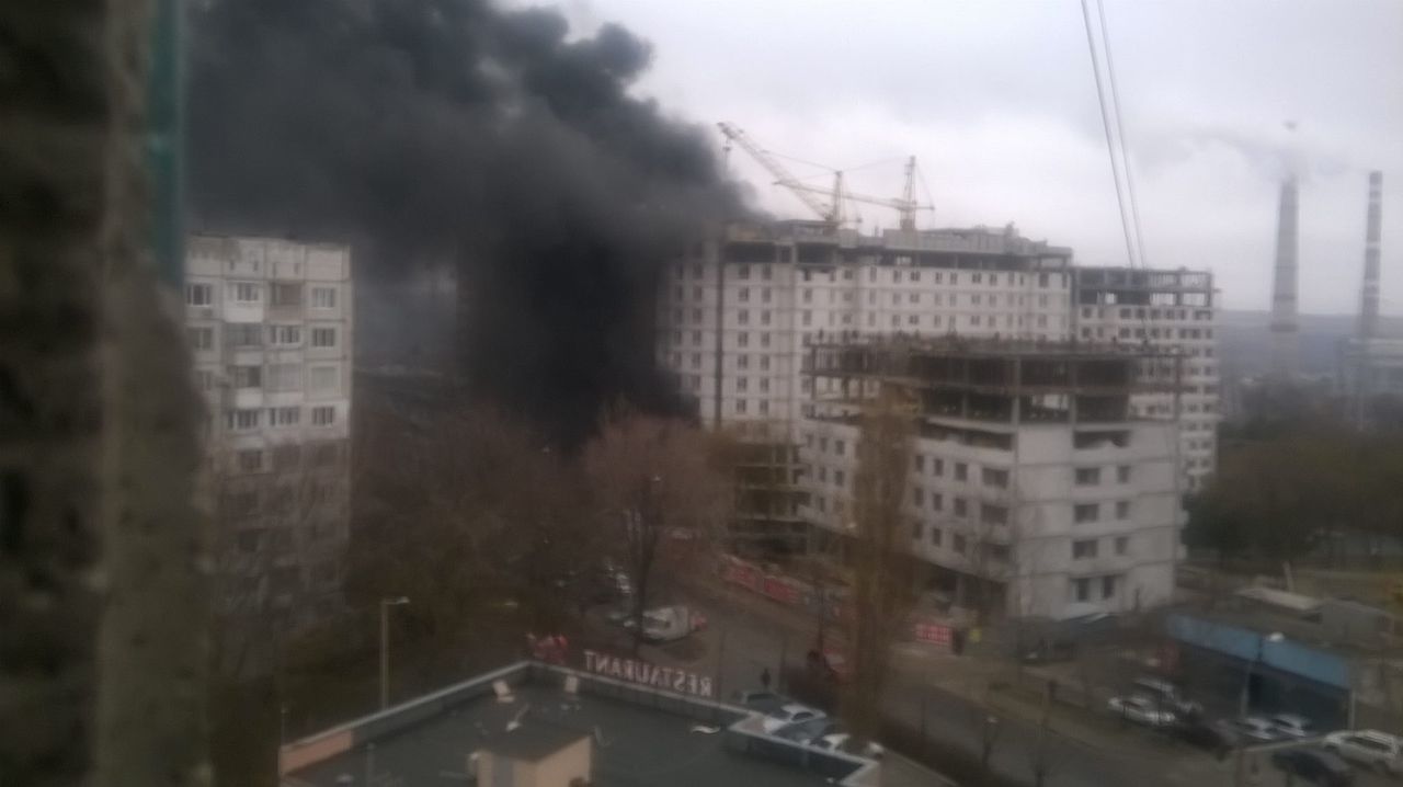 Incendiu puternic într-un bloc nou din sectorul Ciocana