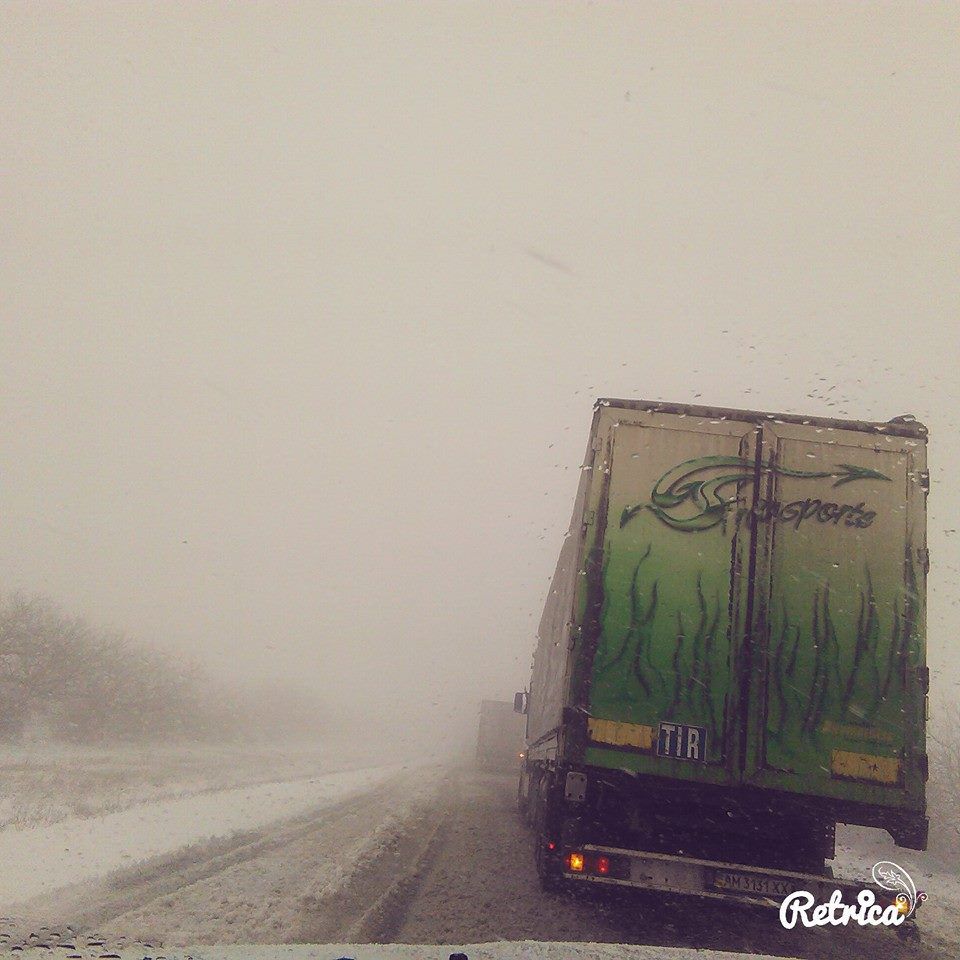 În nord și centru drumurile sunt înzăpezite