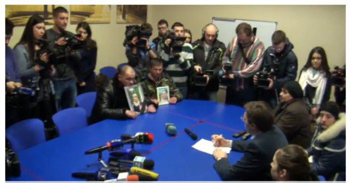 Rudele victimelor exploziei de ”La soacra” au venit la Primărie