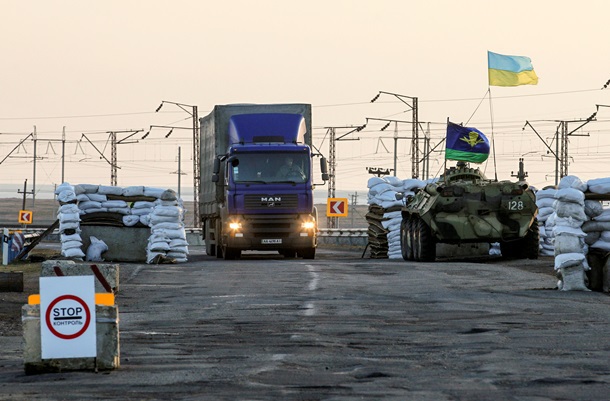 Украинская армия в действии. Фоторепортаж с блокпостов на границах с Крымом