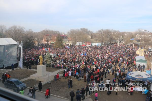 Концерт Олега Газманова в Чадыр-Лунге собрал более 15 тысяч зрителей