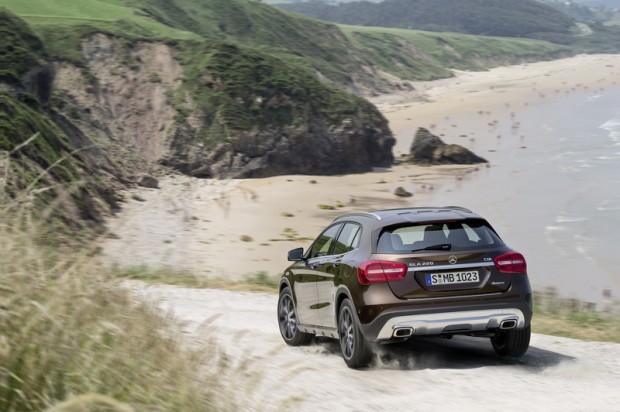 Mercedes-Benz GLA este prezentat în primul video comercial