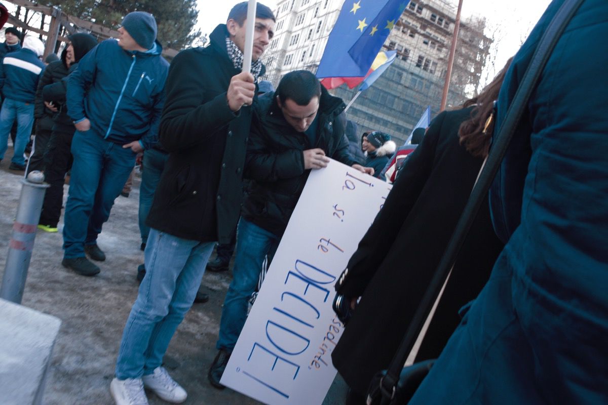 В Кишиневе митинговали за и против назначения кандидата в премьеры