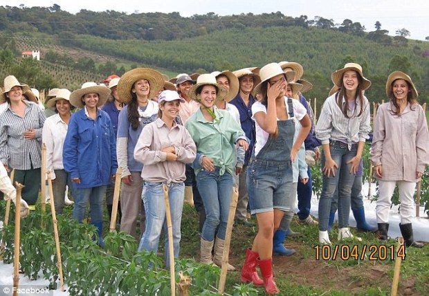 Oraşul locuit doar de femei cu vârste între 20 şi 35 de ani