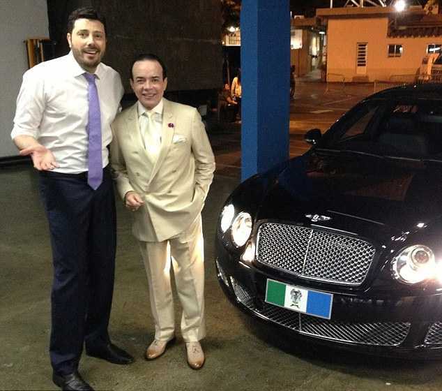 Бизнесмен похоронит свой Bentley за $450 000, чтобы кататься на нем после смерти