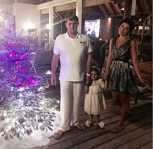 Жасмин попробовала йогу в воздухе