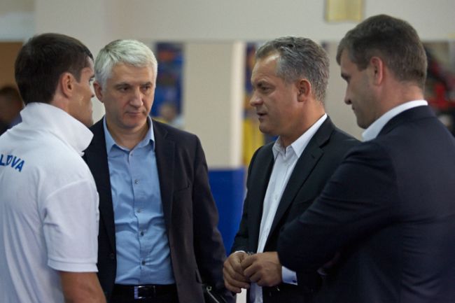 "Umbra" lui Vlad Plahotniuc! Cine este cel care il insoteste pe politician peste tot
