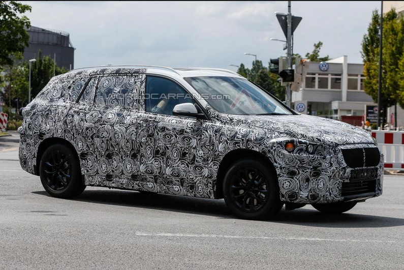 В Германии заметили неизвестную модель BMW