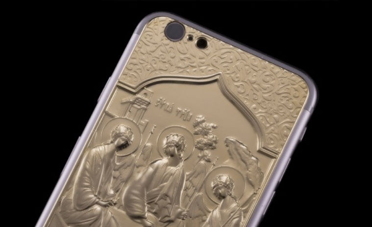 iPhone-uri din aur cu icoane, scoase la vânzare în Rusia