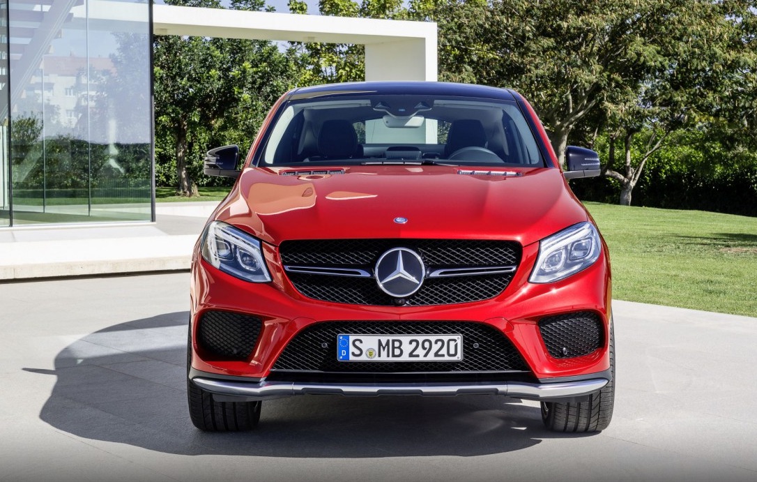 Mercedes-Benz официально представил конкурента BMW X6