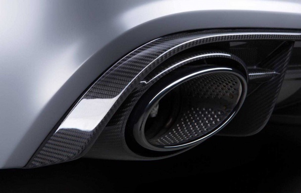 Audi представила "заряженный" универсал RS6 Avant