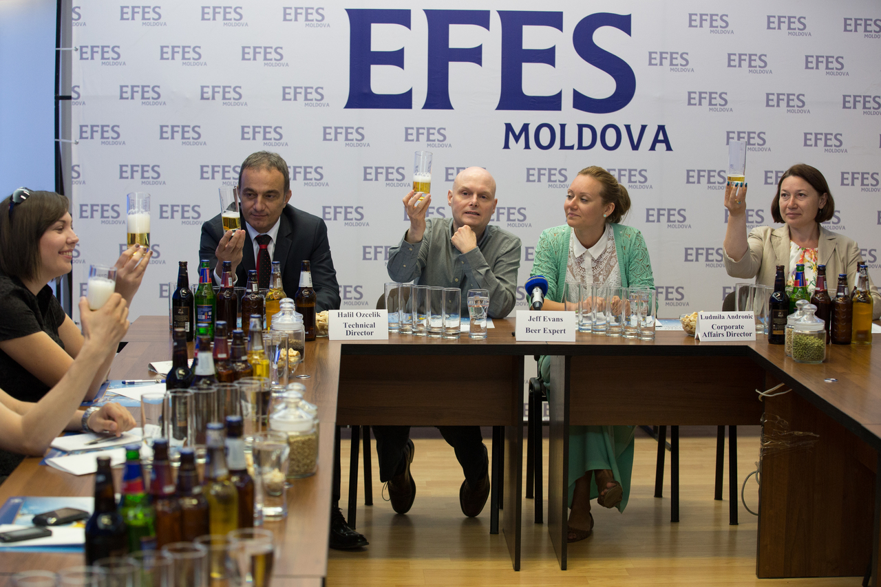 Вердикт Джеффа Эванса: нет никакого пивного порошка! Efes Moldova производит пиво высшего качества
