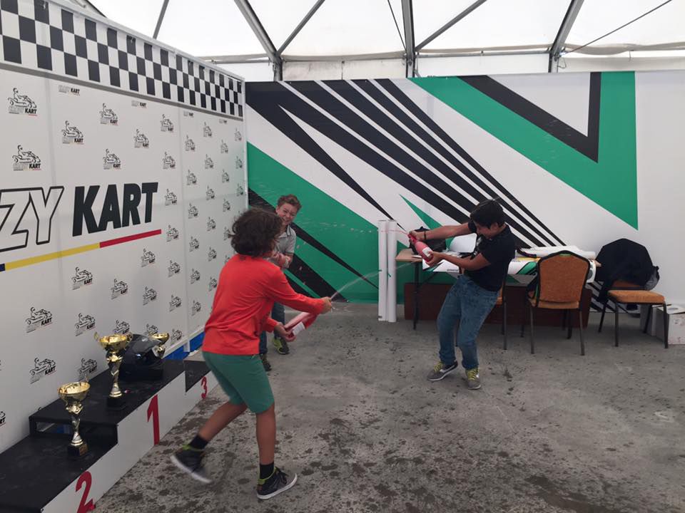 Chiril Gaburici și fiul său la un concurs de karting