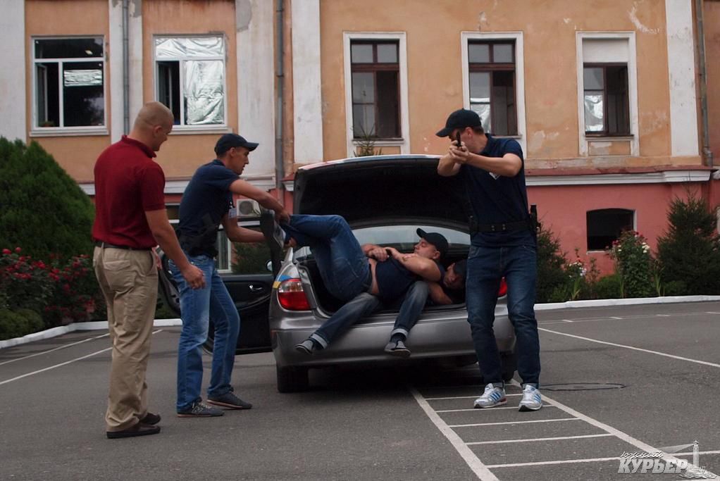 Mihail Saakaşvili – în portbagajul unei maşini de poliţie