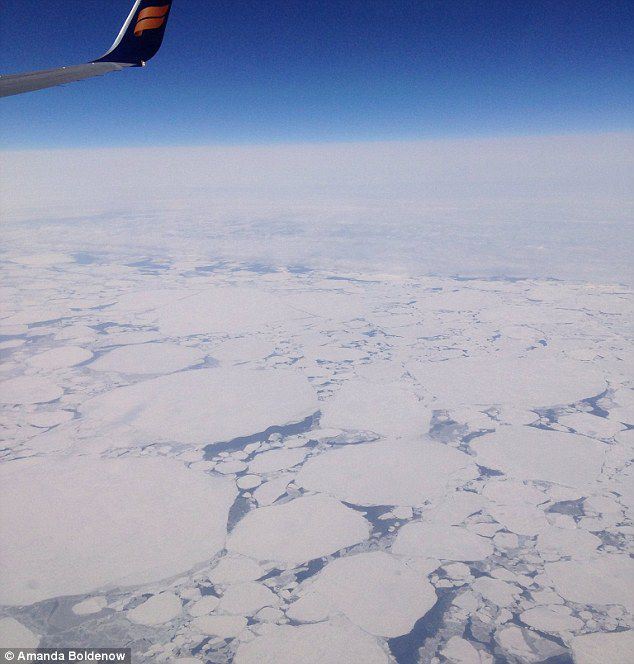 Молния пробила дыру в обшивке Boeing 757 компании Icelandair