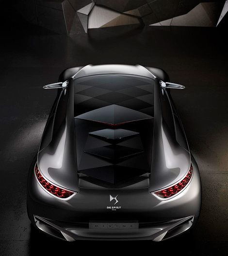 Citroen построил хэтчбек с кристаллами Swarovski