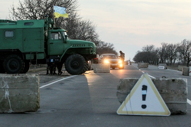 Украинская армия в действии. Фоторепортаж с блокпостов на границах с Крымом