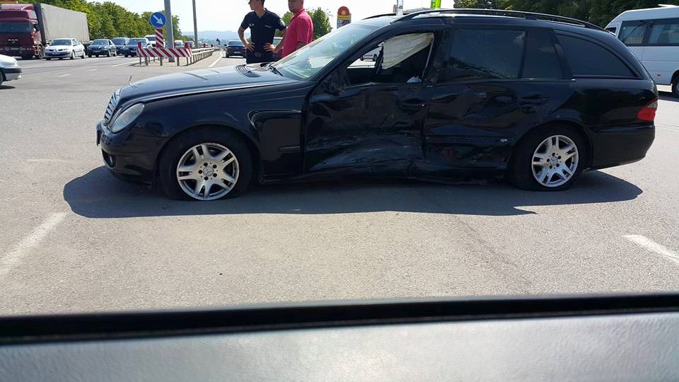 В Ставченах произошло ДТП с участием автомобиля полиции