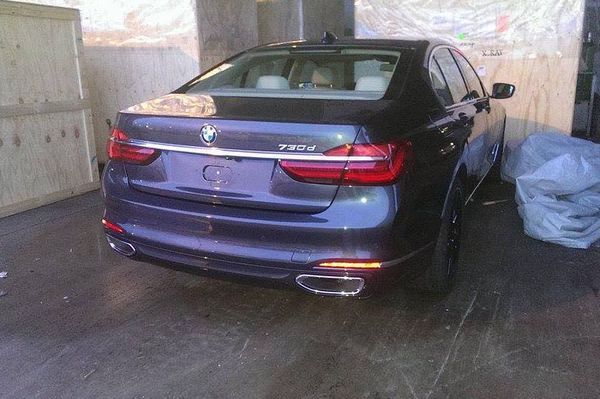 Imagini neoficiale ale viitorului BMW Seria 7