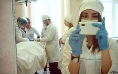 Acestea sunt cele mai nepotrivite și bizare selfie-uri
