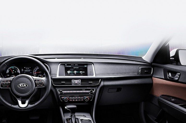 KIA официально показала гибридную версию седана Optima 2016