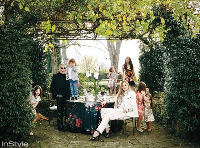 Ce locuinta impresionanta are Roberto Cavalli!