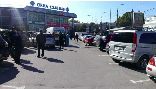 В Крыму девушка разбила "Бентли", "Мерседес" и "Хюндай"