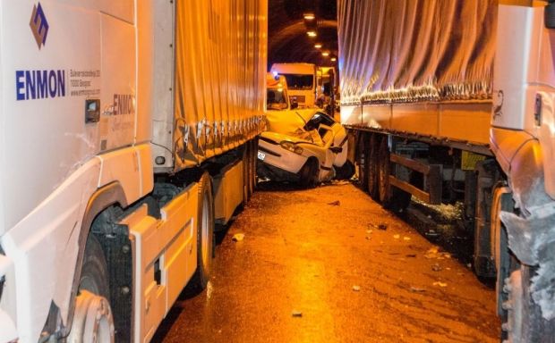 В Болгарии в тоннеле столкнулись 50 автомобилей