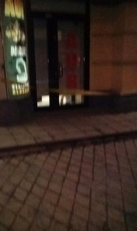 В центре столицы совершено дерзкое ограбление ювелирного магазина