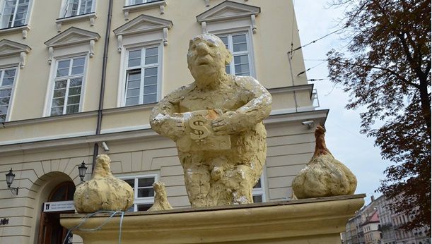 Во Львове установили "столб позора"