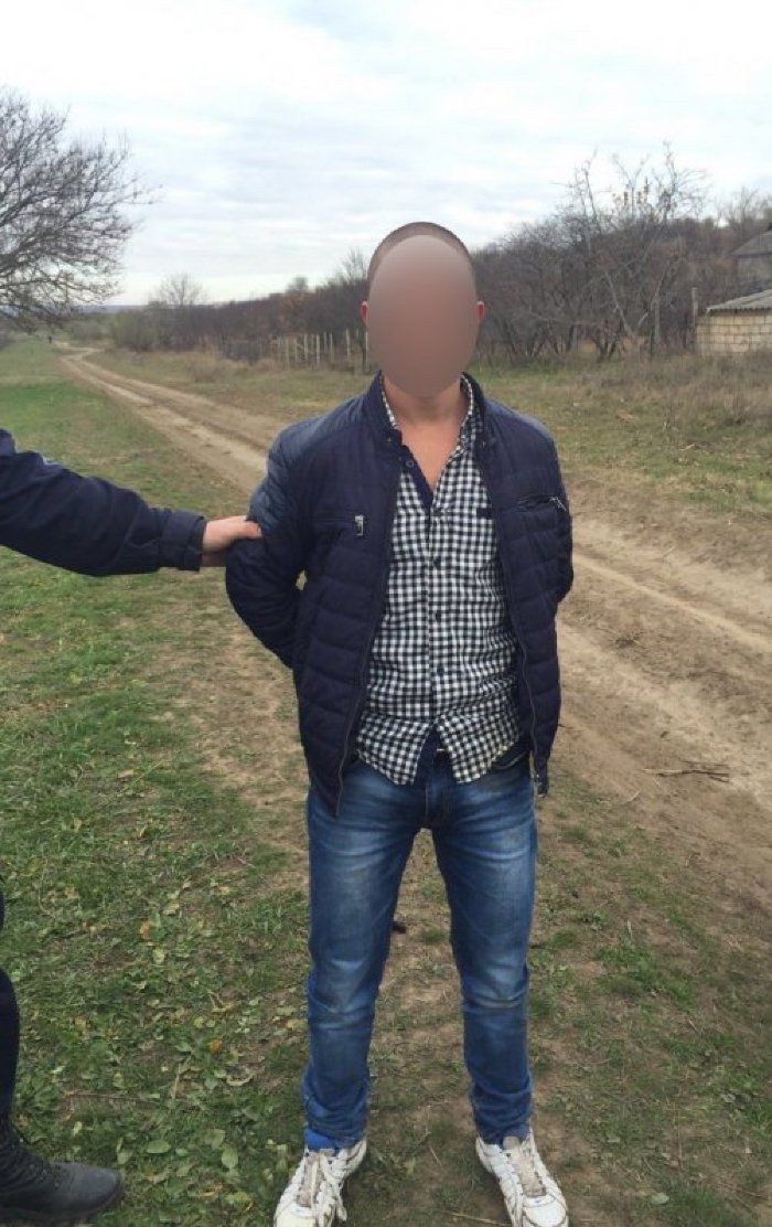 Двое молдаван с исламистскими материалами задержаны на границе
