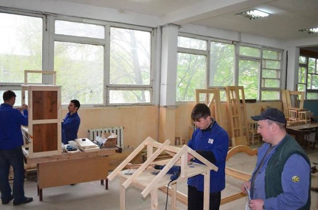 В Кишиневе состоялось открытие первой уличной библиотеки