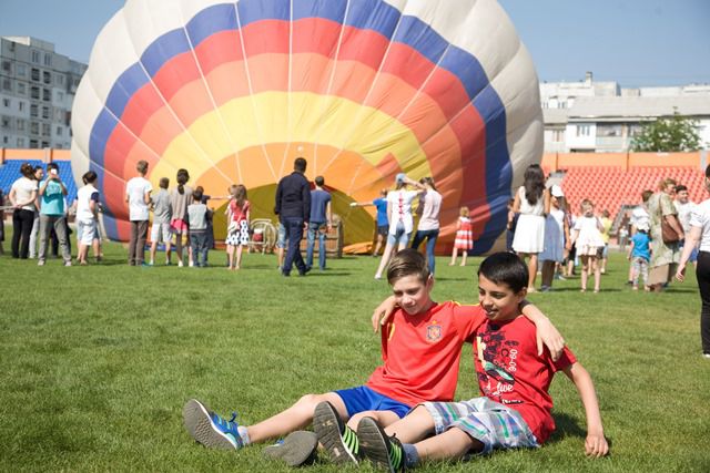 Copiii din oraşul Orhei, răsfăţaţi de ziua lor