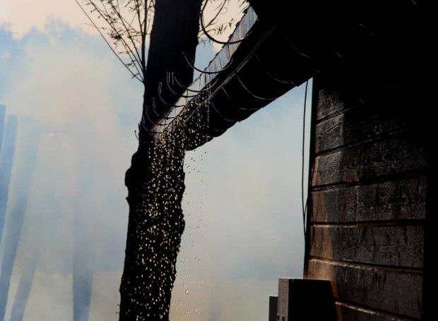 Incendiu la Tohatin. Restaurantul unei baze de odihne a fost cuprins de flăcări