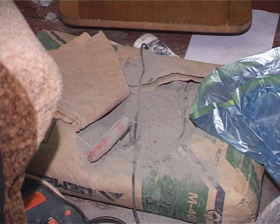 Зверское убийство в Одессе: 17-летний парень закатал мать в цемент и прожил месяц рядом с трупом