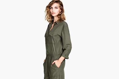 H&M извинилась перед курдскими женщинами за свои комбинезоны
