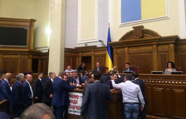 Ляшко ввязался в драку в Раде