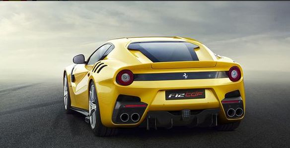 Ferrari рассекретила новый 780-сильный суперкар