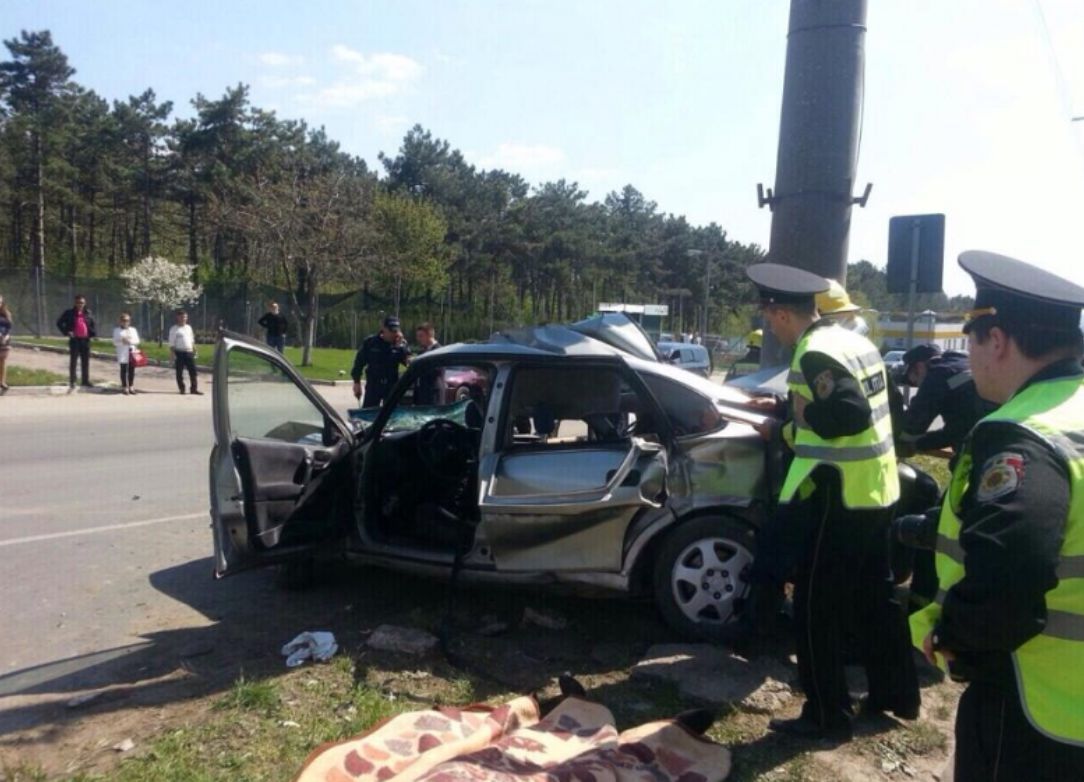 Grav accident în Capitală. O persoană a murit