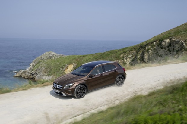 Mercedes-Benz GLA este prezentat în primul video comercial