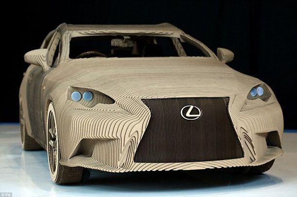 Lexus сделали рабочий седан из картона
