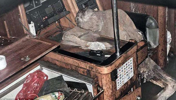 Стало известно, от чего умер моряк, чью мумию нашли на дрейфующей яхте